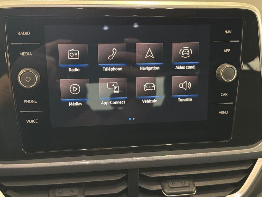 Volkswagen T-Roc - Photo 16