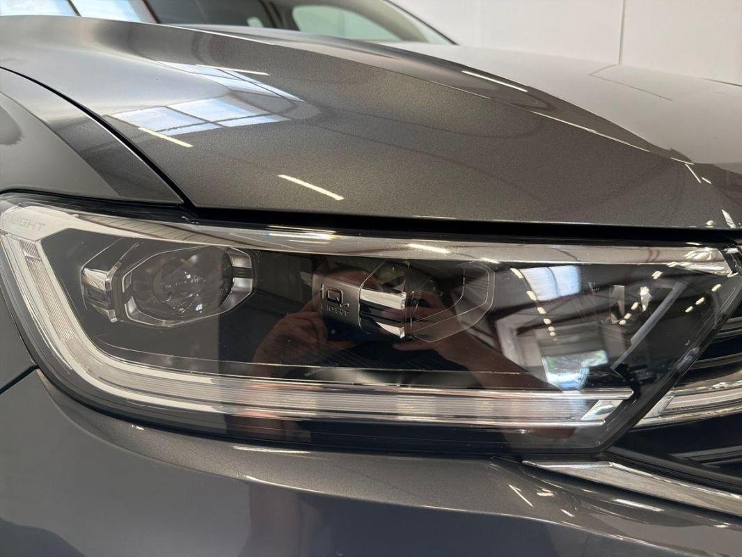 Volkswagen T-Roc - Photo 25