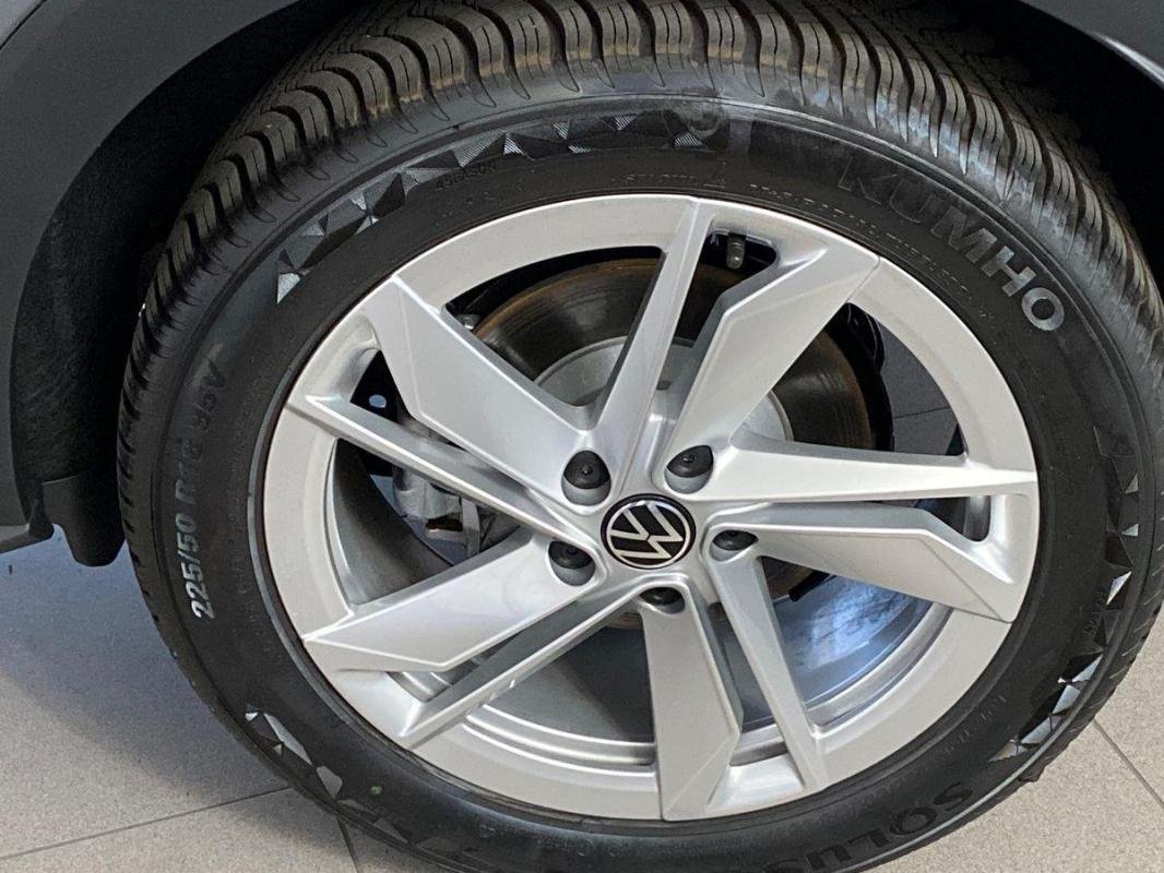 Volkswagen T-Roc - Photo 28