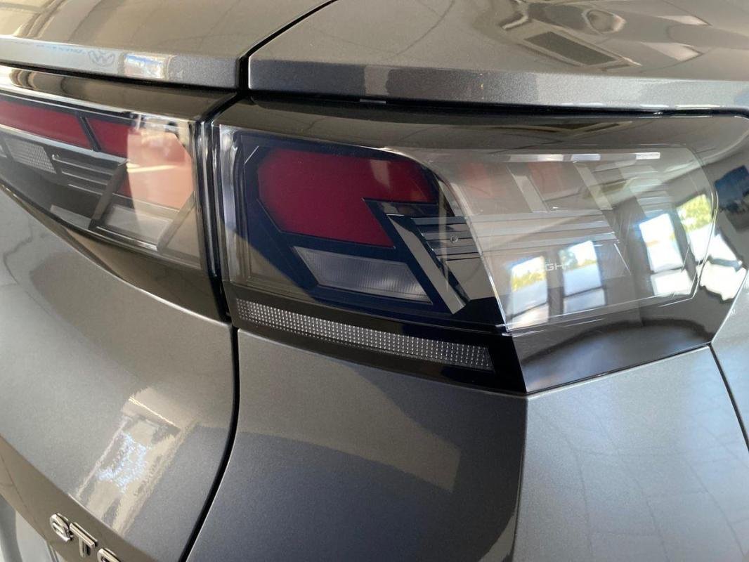 Volkswagen T-Roc - Photo 30