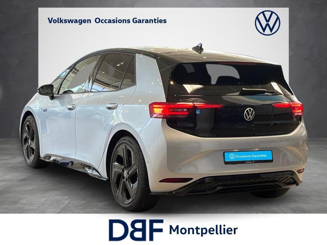 Volkswagen ID.3 - Photo 3