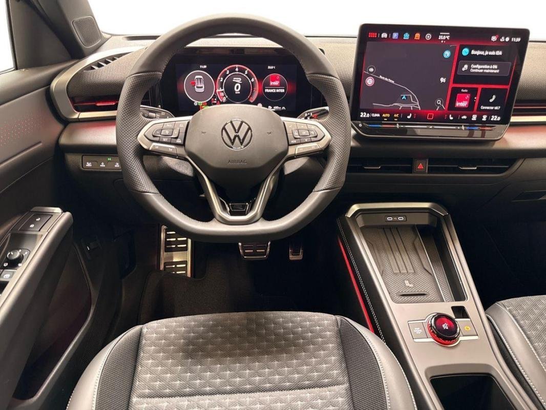 Volkswagen T-Roc - Photo 24