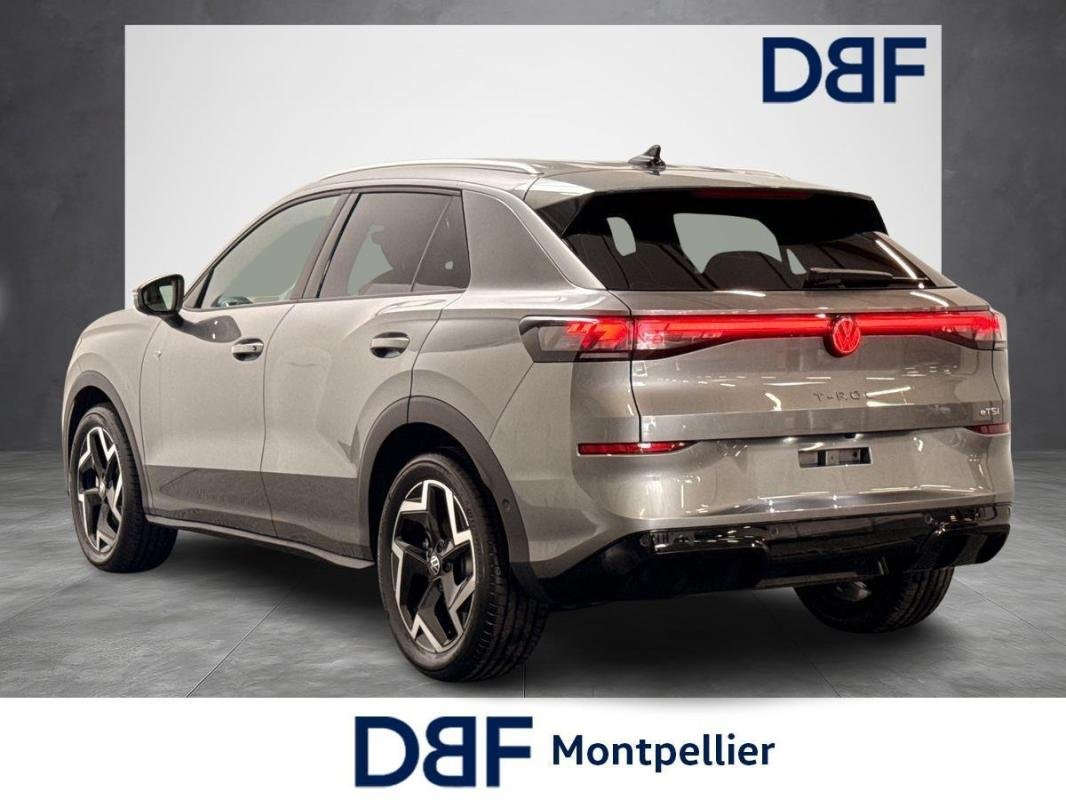 Volkswagen T-Roc - Photo 3