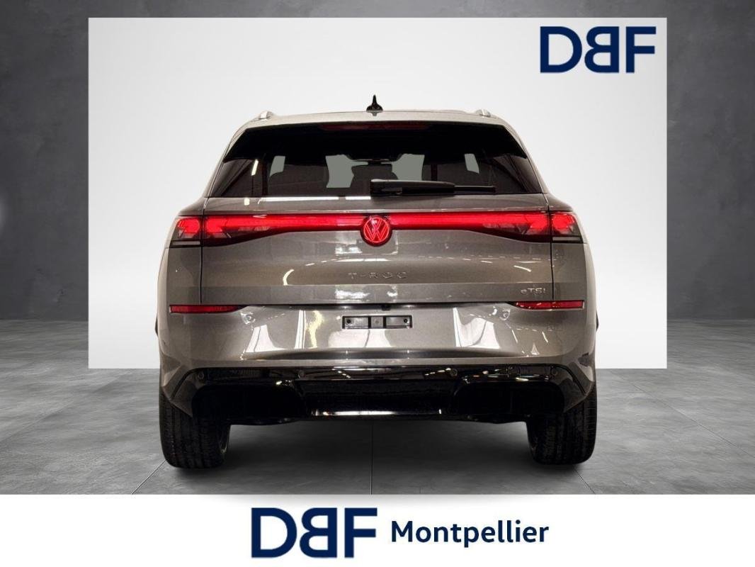 Volkswagen T-Roc - Photo 4