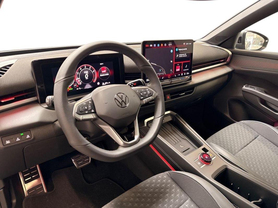 Volkswagen T-Roc - Photo 9