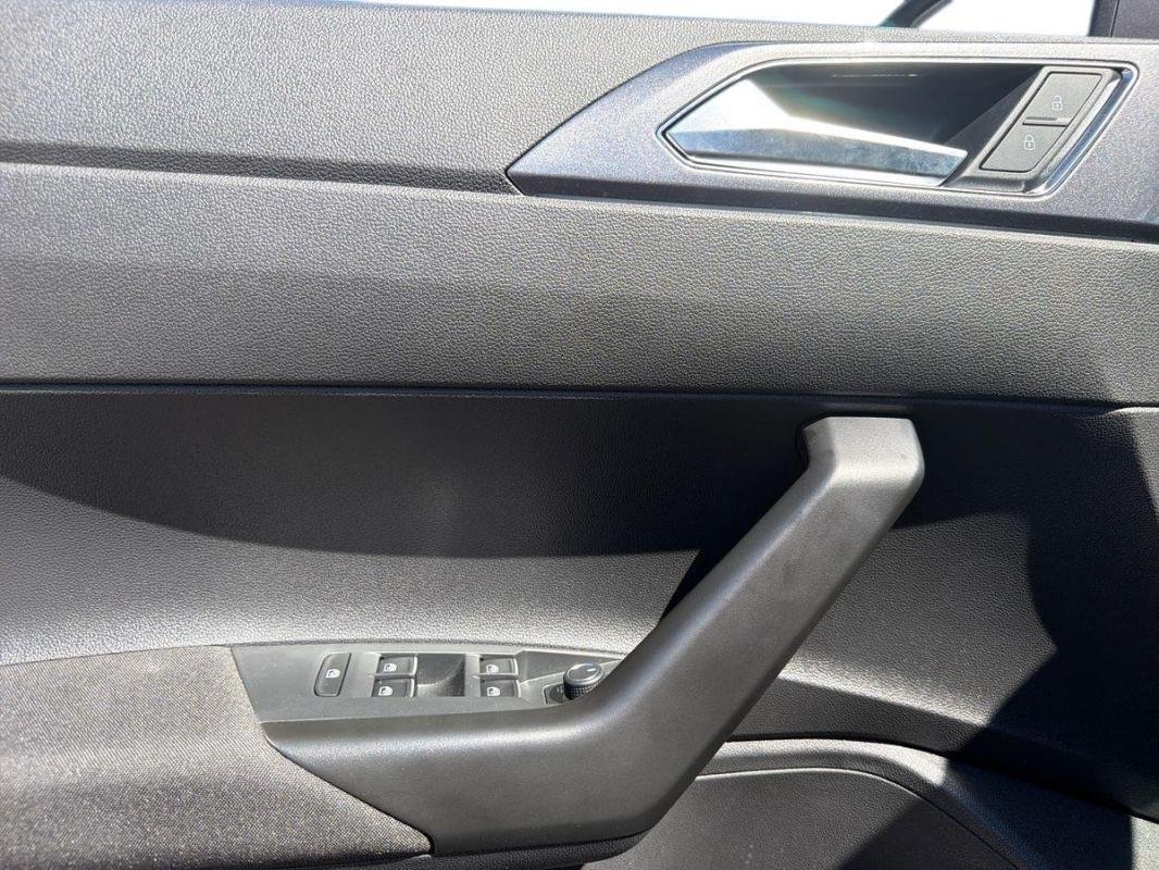 Volkswagen Polo - Photo 15