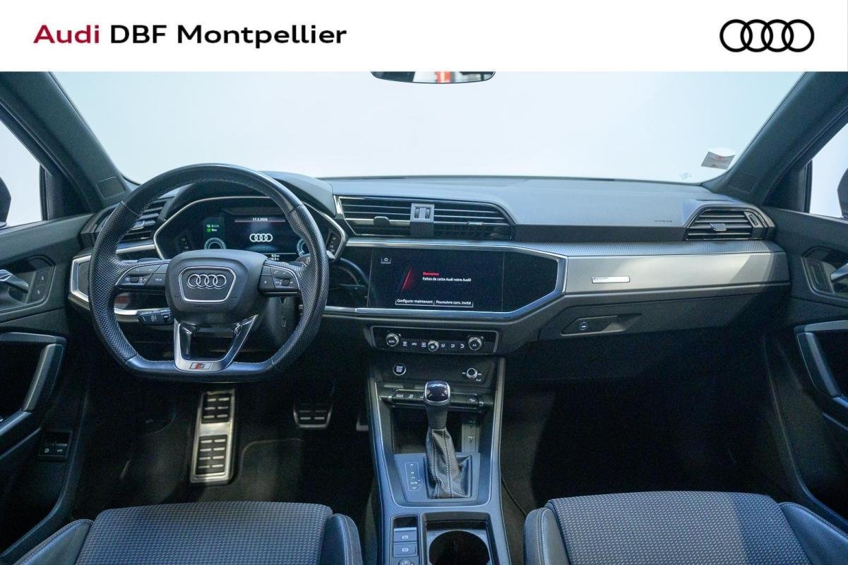 Audi Q3 - Photo 13