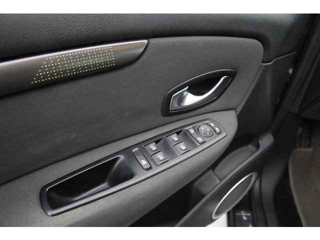 Renault Scénic - Photo 13
