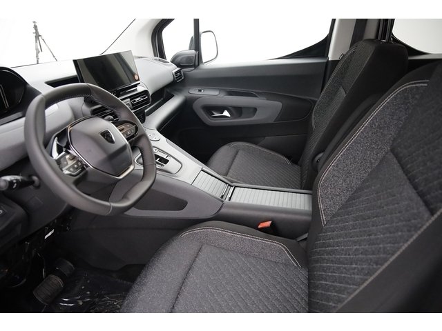 Peugeot Rifter - Photo 11