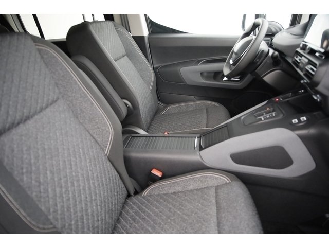 Peugeot Rifter - Photo 18