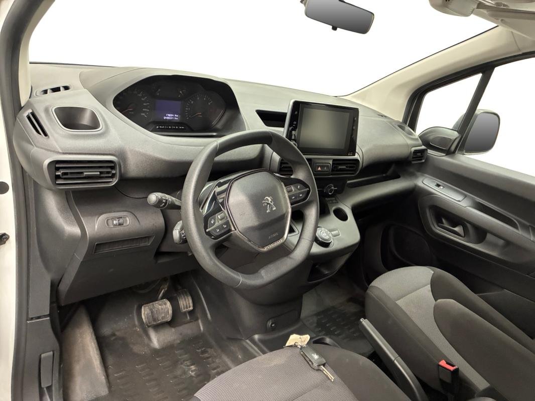 Peugeot Partner - Photo 11