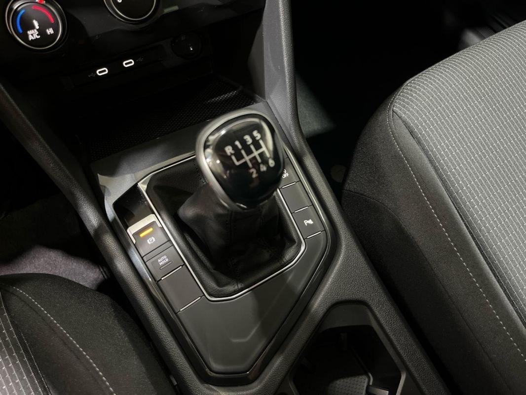 Volkswagen Tiguan - Photo 11