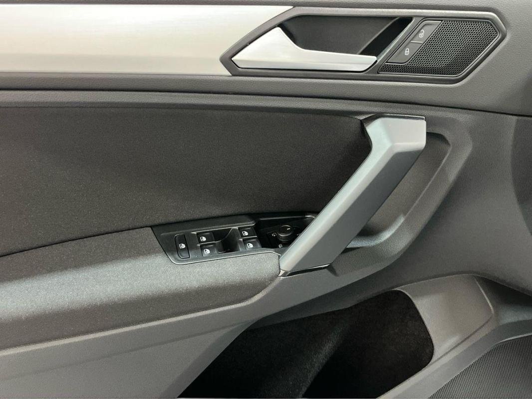 Volkswagen Tiguan - Photo 15