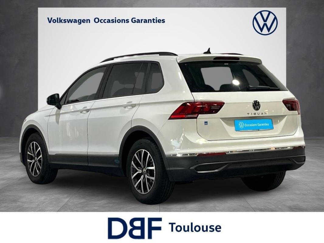 Volkswagen Tiguan - Photo 3
