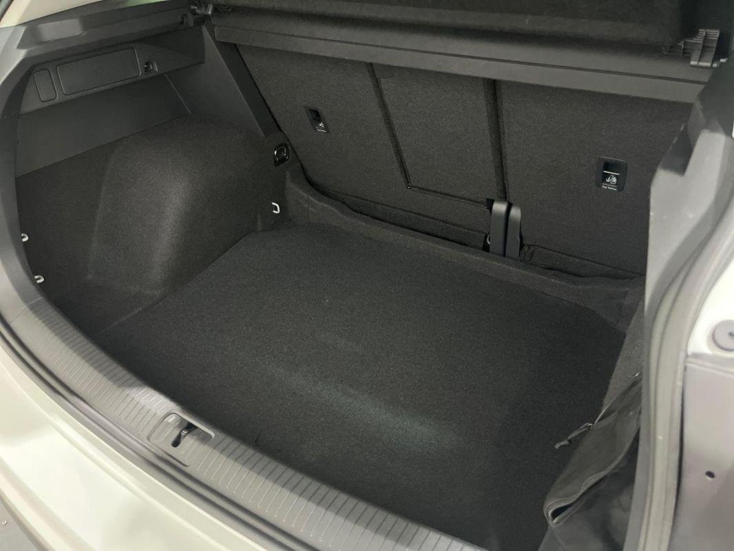 Volkswagen Tiguan - Photo 32