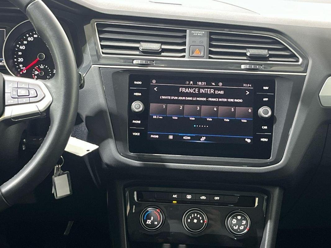 Volkswagen Tiguan - Photo 10