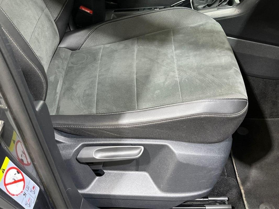 Volkswagen T-Roc - Photo 14