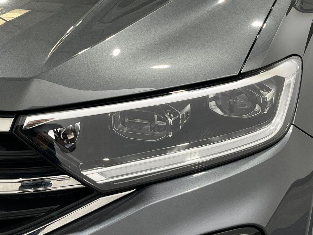 Volkswagen T-Roc - Photo 26