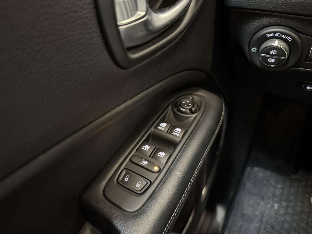 Jeep Compass - Photo 32