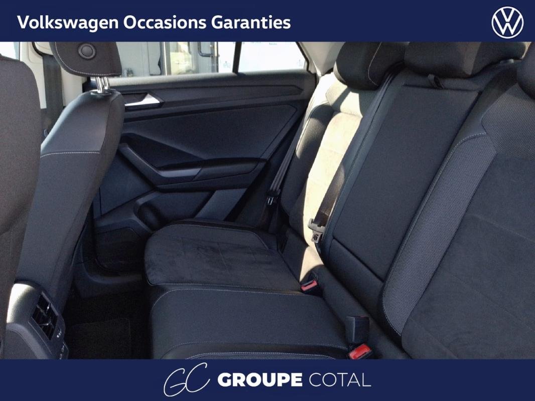 Volkswagen T-Roc - Photo 18