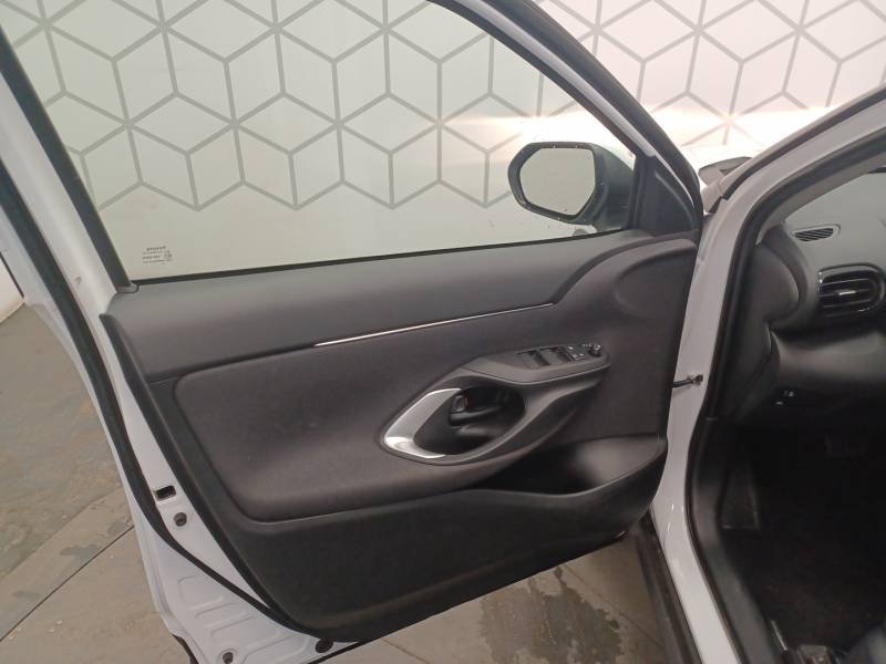 Toyota Yaris - Photo 20
