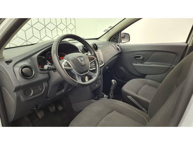 Dacia Logan - Photo 29
