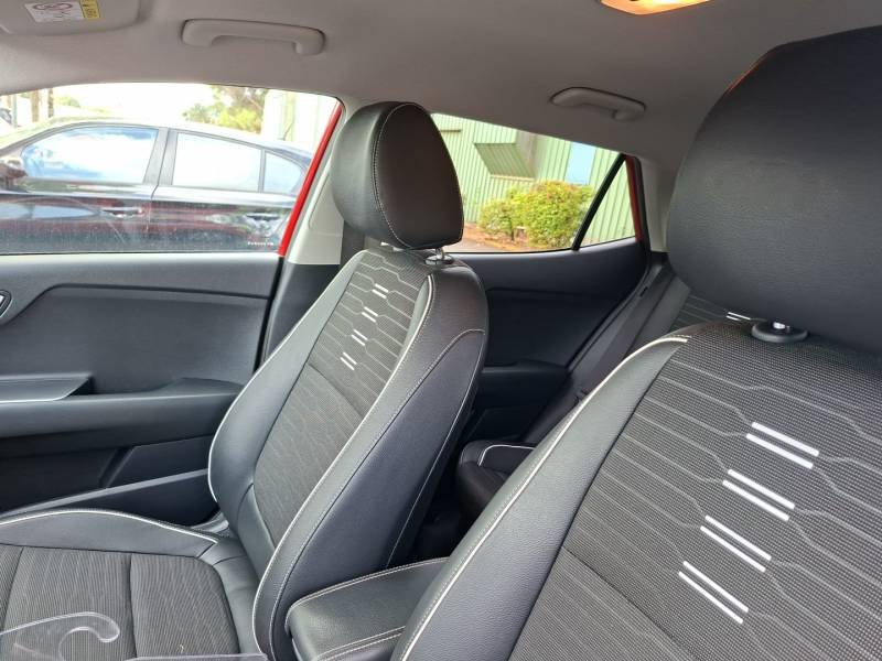 Kia Stonic - Photo 18