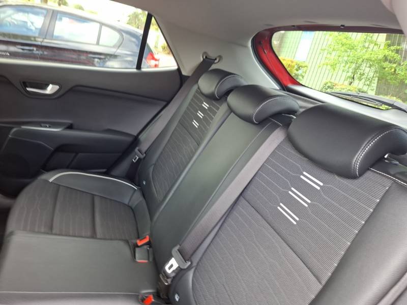Kia Stonic - Photo 20