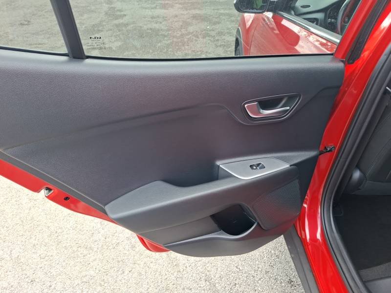 Kia Stonic - Photo 21