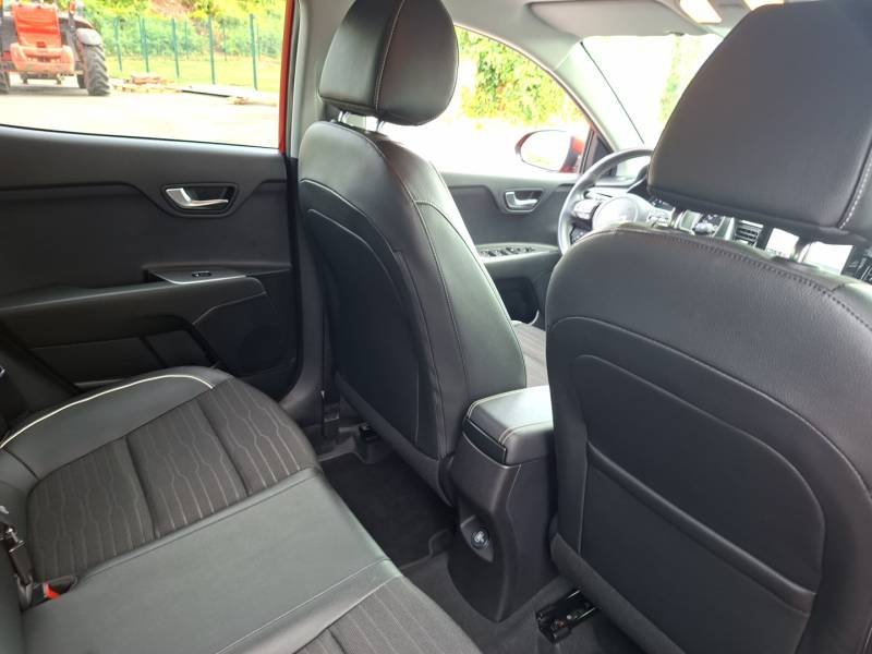 Kia Stonic - Photo 22