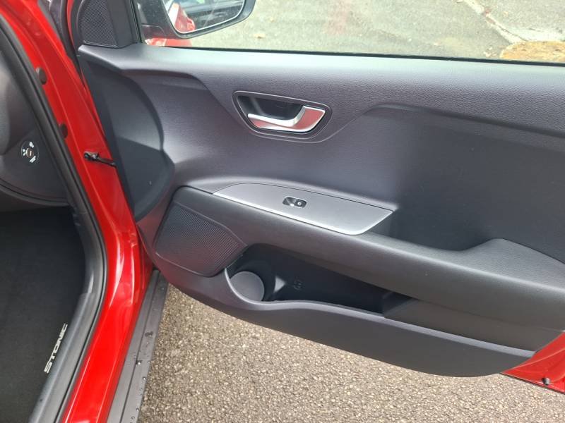 Kia Stonic - Photo 26