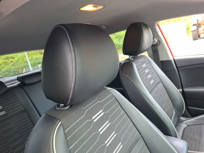 Kia Stonic - Photo 27