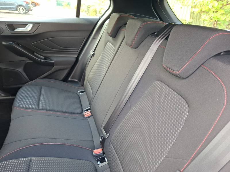 Ford Focus - Photo 27