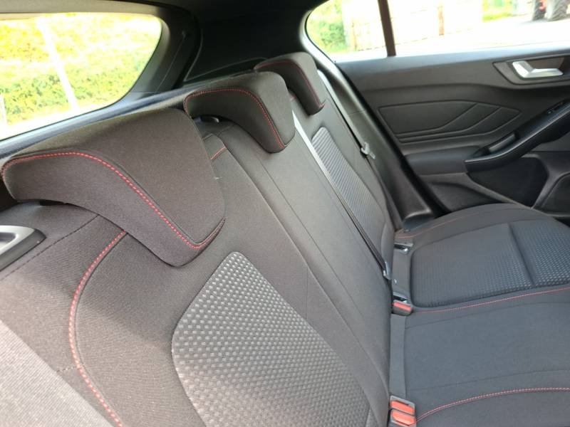 Ford Focus - Photo 31