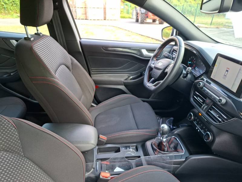 Ford Focus - Photo 37