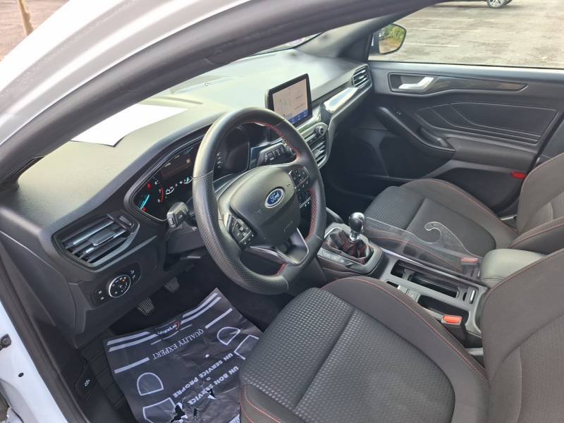 Ford Focus - Photo 9
