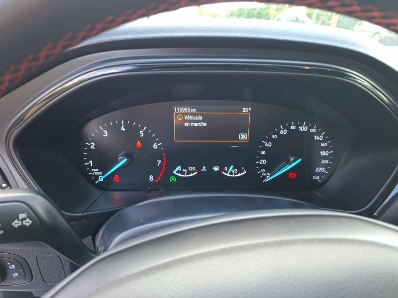 Ford Focus - Photo 10