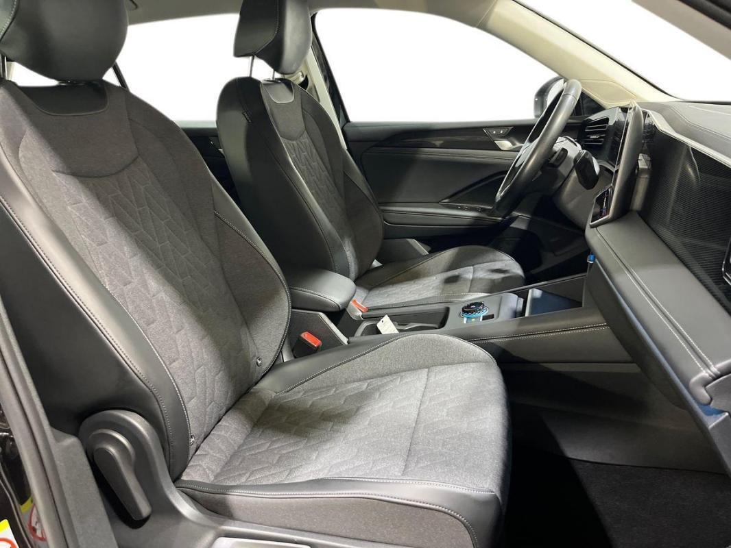 Volkswagen Tiguan - Photo 13