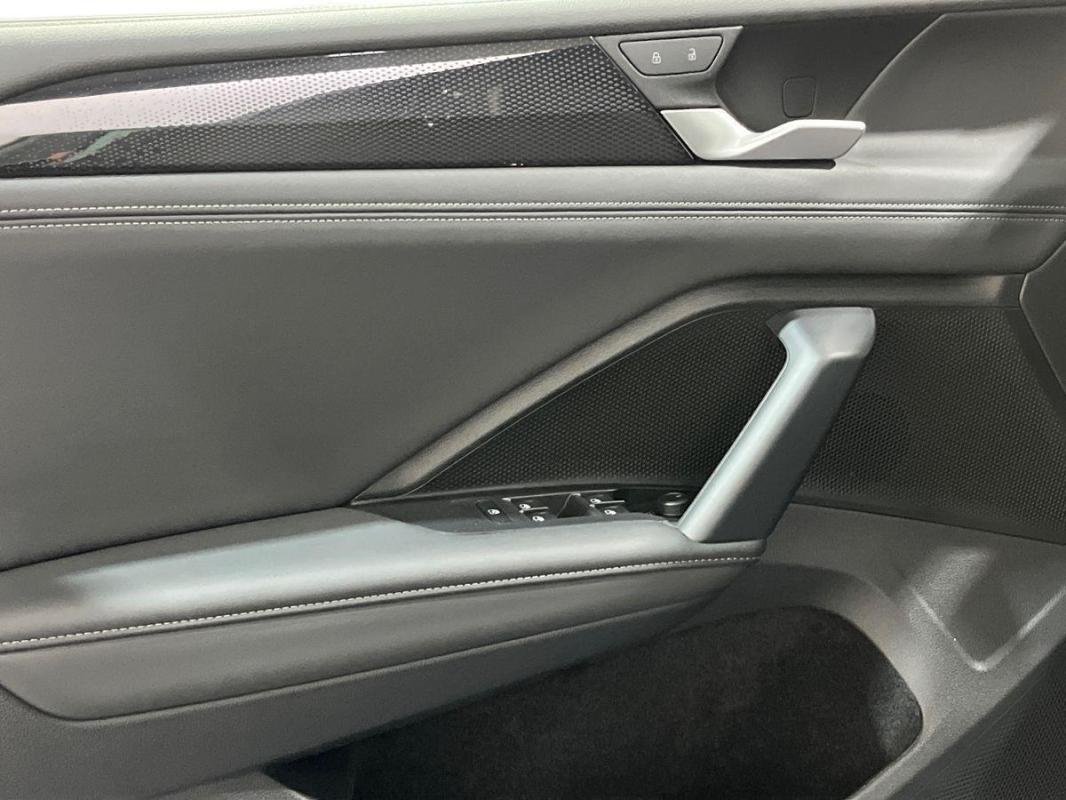 Volkswagen Tiguan - Photo 15