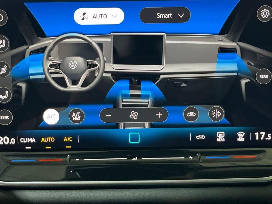Volkswagen Tiguan - Photo 19
