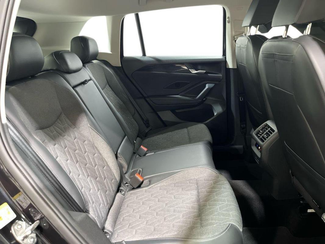 Volkswagen Tiguan - Photo 23
