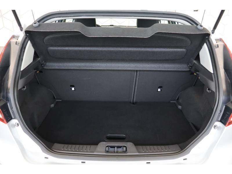 Ford Fiesta - Photo 13
