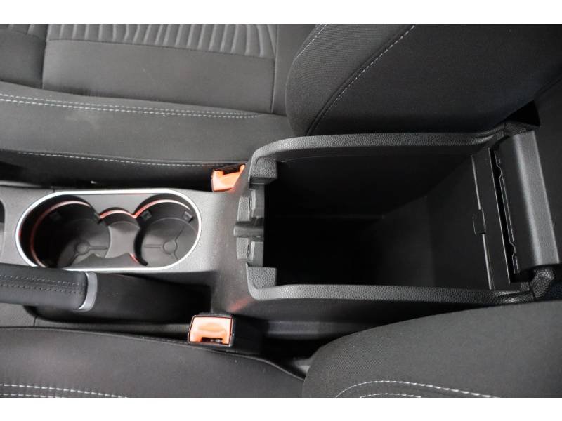 Ford Fiesta - Photo 21