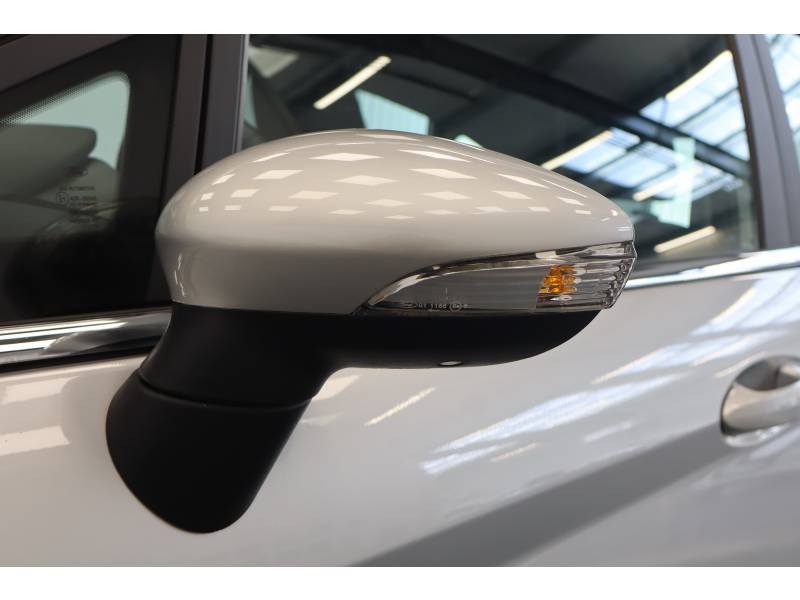 Ford Fiesta - Photo 34