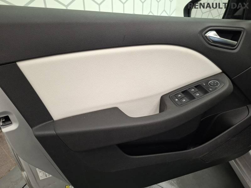Renault Clio - Photo 23