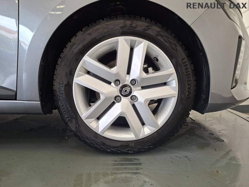 Renault Clio - Photo 17