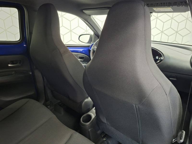 Toyota aygo x - Photo 24
