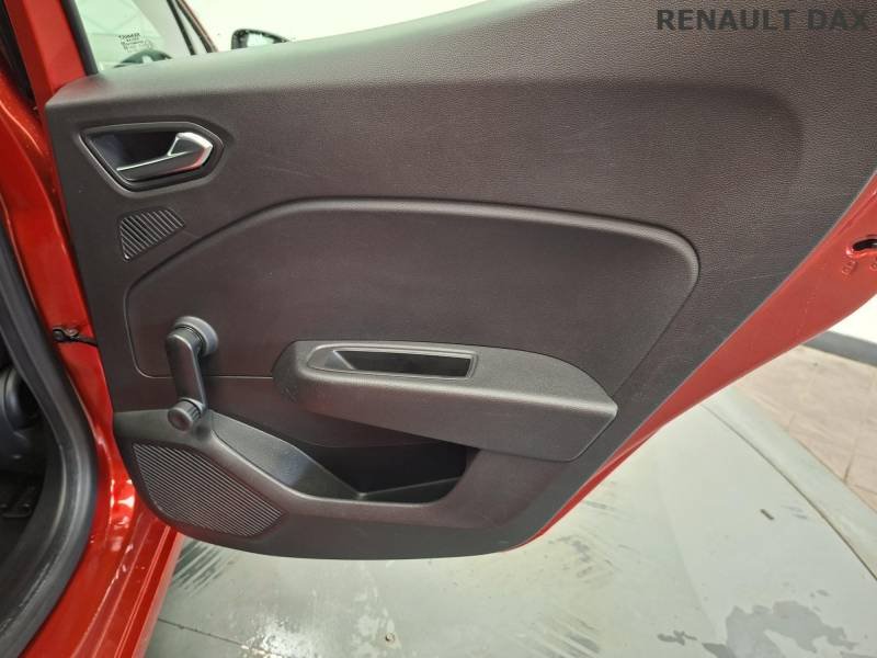 Renault Clio - Photo 21
