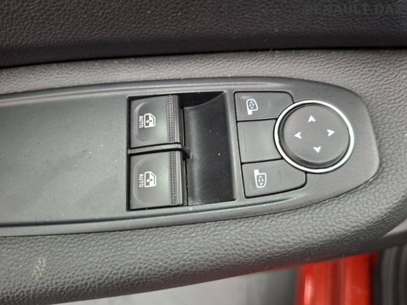 Renault Clio - Photo 32