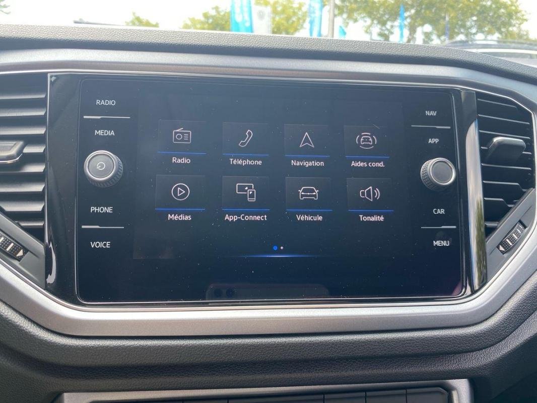 Volkswagen T-Roc - Photo 16